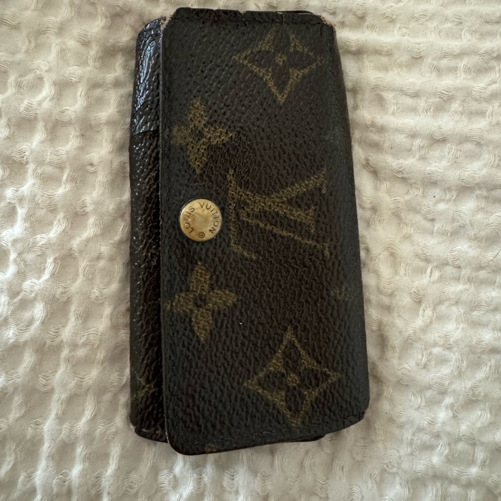 Louis Vuitton Key Wallet